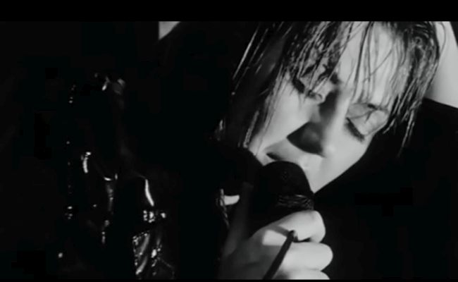 De la lluvia a la Aurora: Una luz y un calor que no podemos soportar